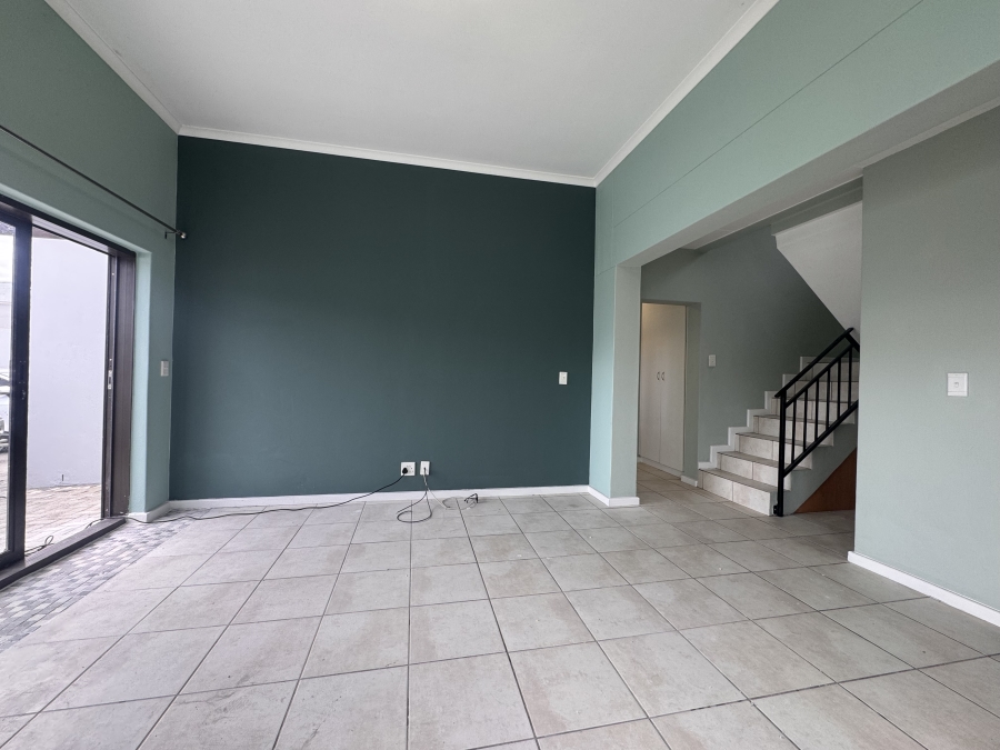 3 Bedroom Property for Sale in Admirals Park Western Cape